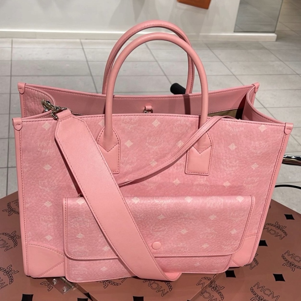 Mcm women tote